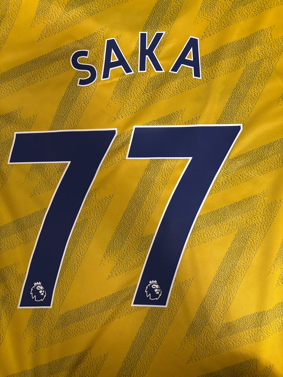 Authentic Saka #77 Arsenal 2019/20 Away football