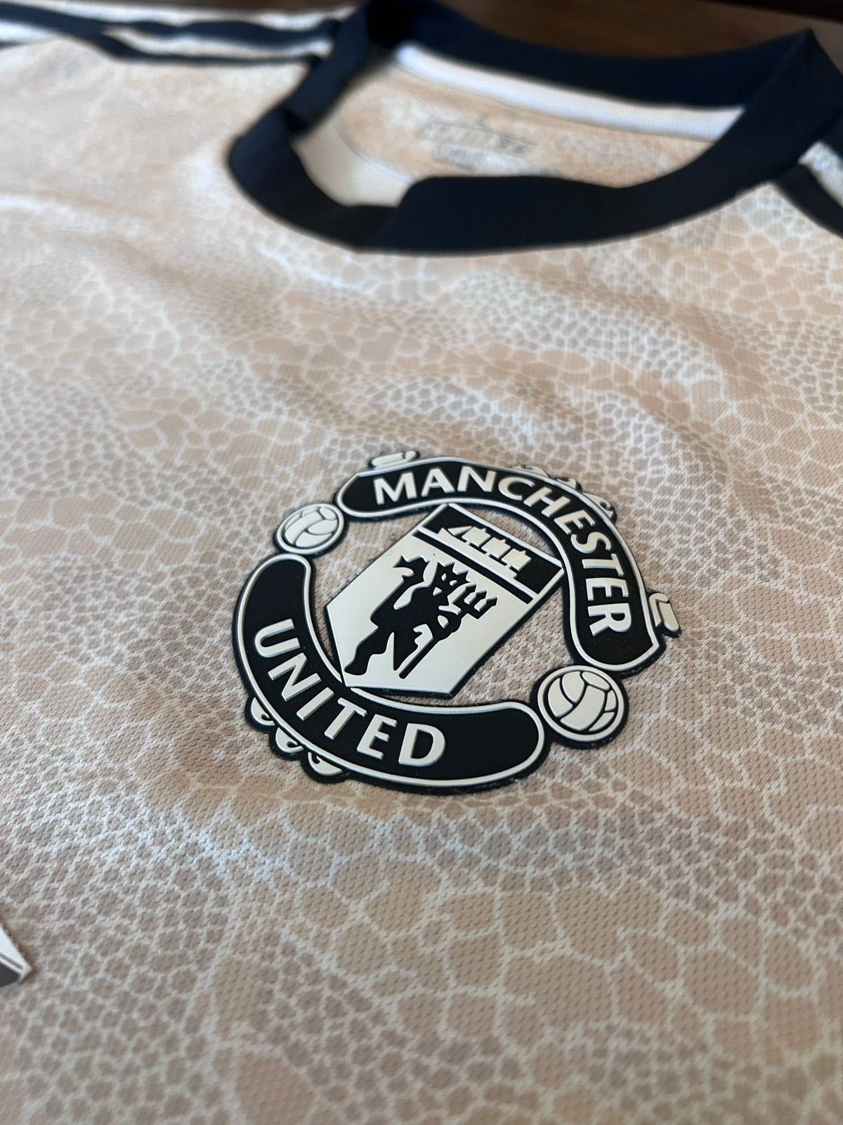 Authentic Pogba #6 Manchester United 2019-20 Away Football