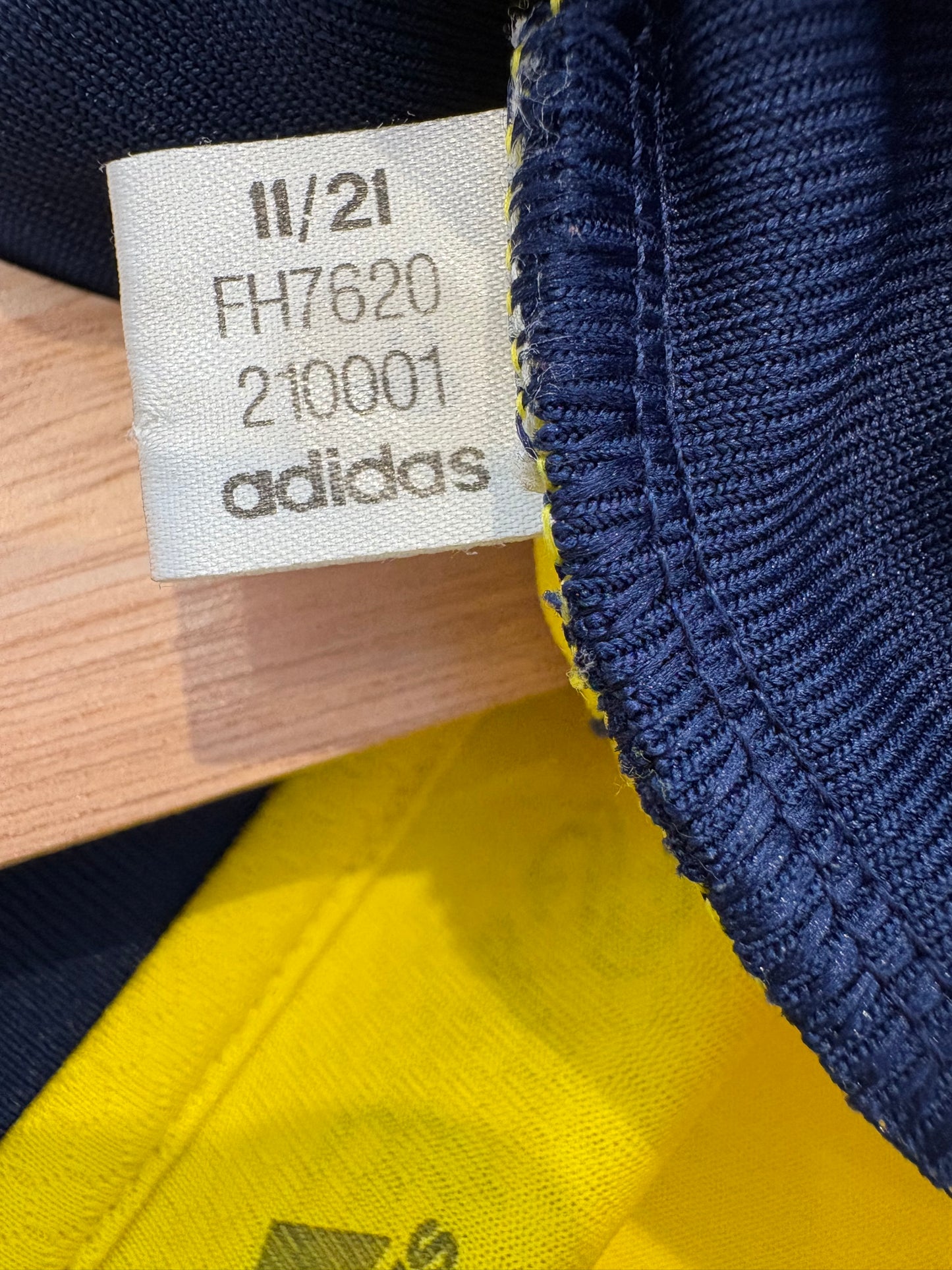Authentic #14 Isak Sweden 2020/21 Home Football Jersey