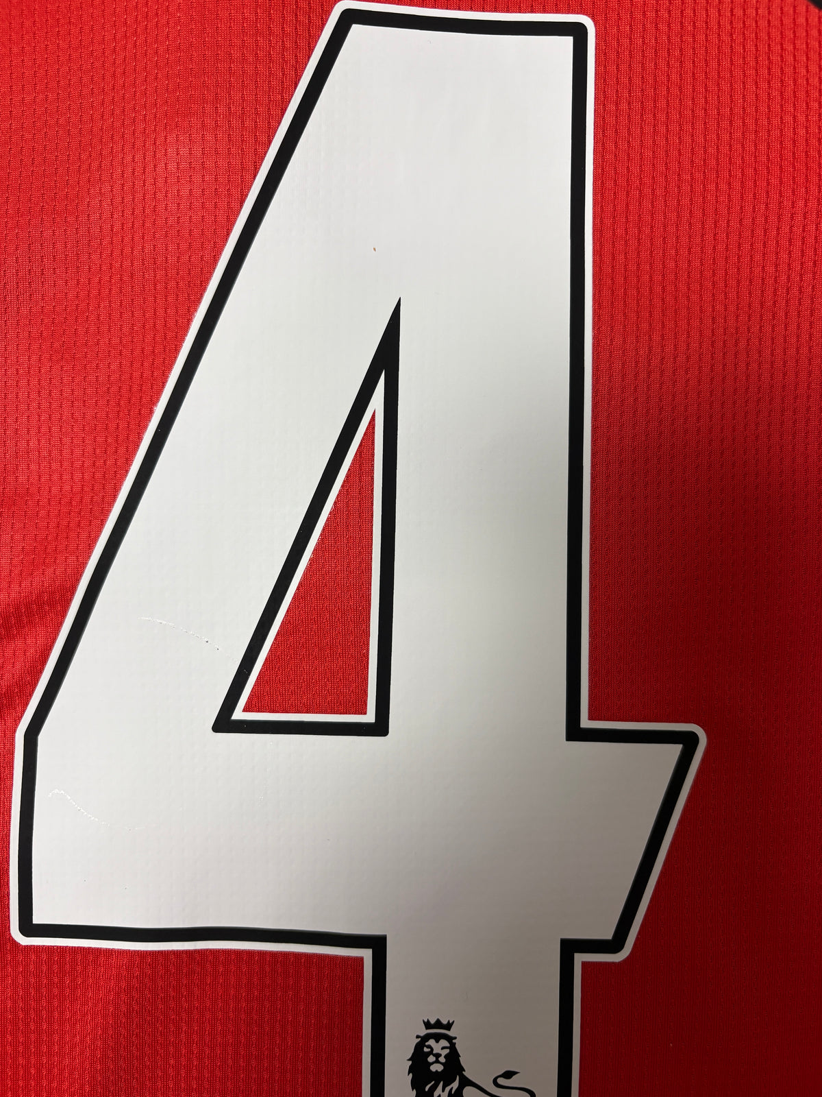 Authentic #14 Walcott 2015-16 Arsenal Home Football