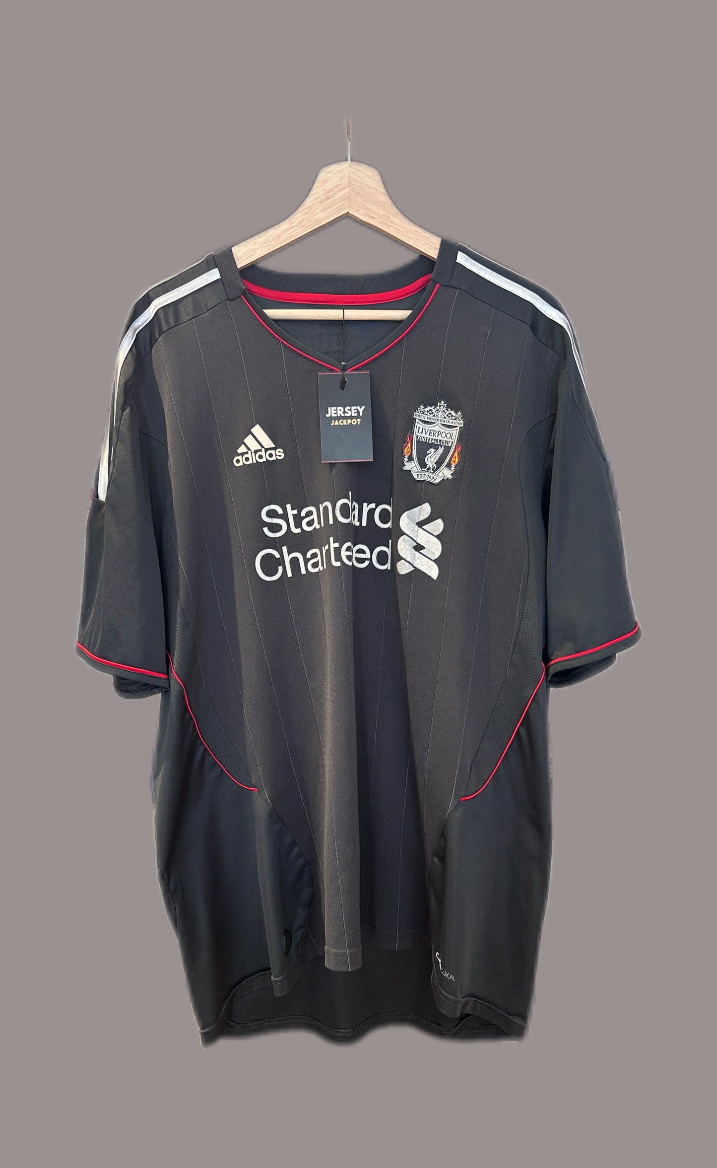 Vintage Suarez #7 Liverpool 2011/12 Away Football T-Shirt