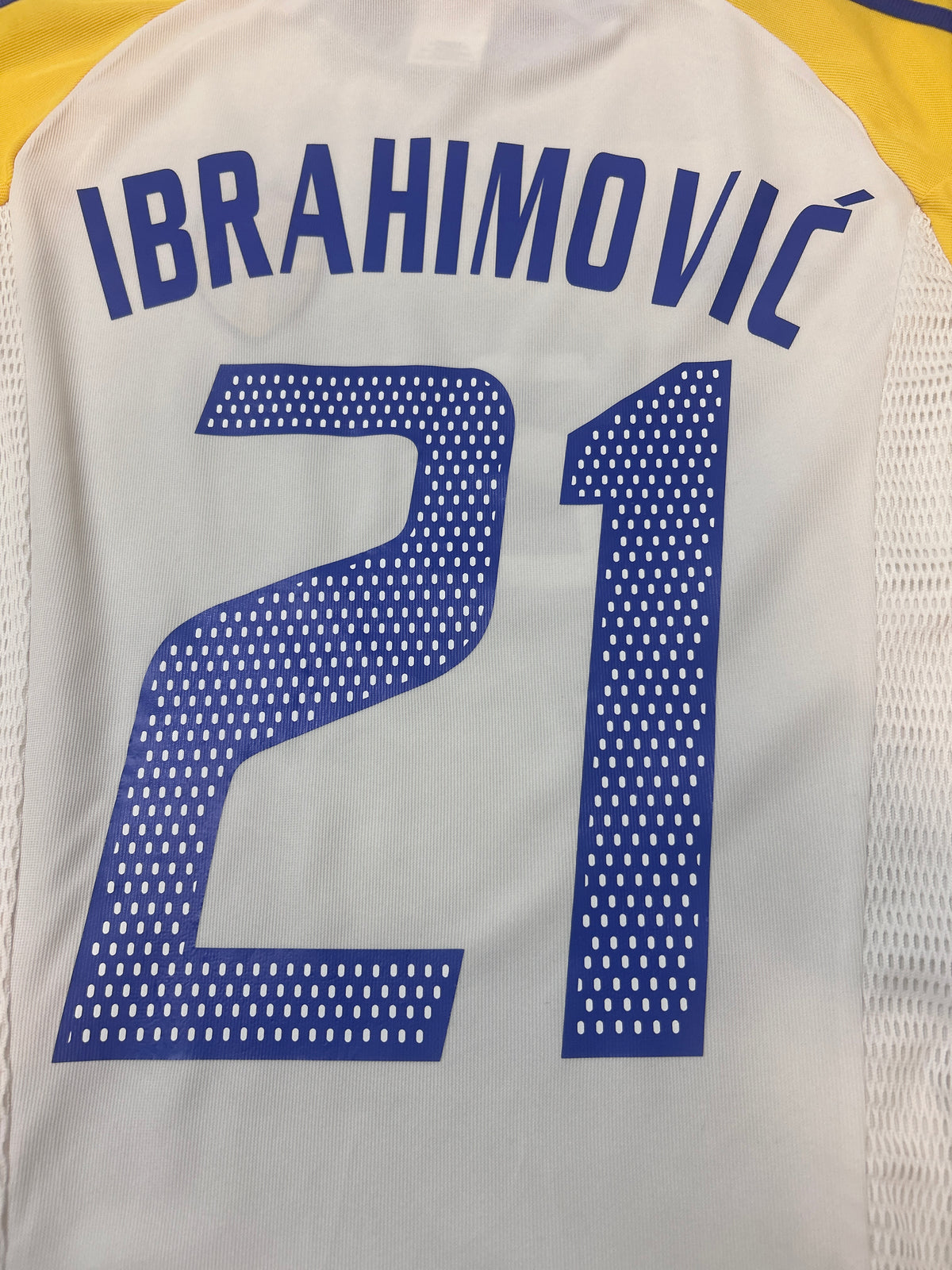Authentic Ibrahimovic #21 Sweden 2002-03 Away Football