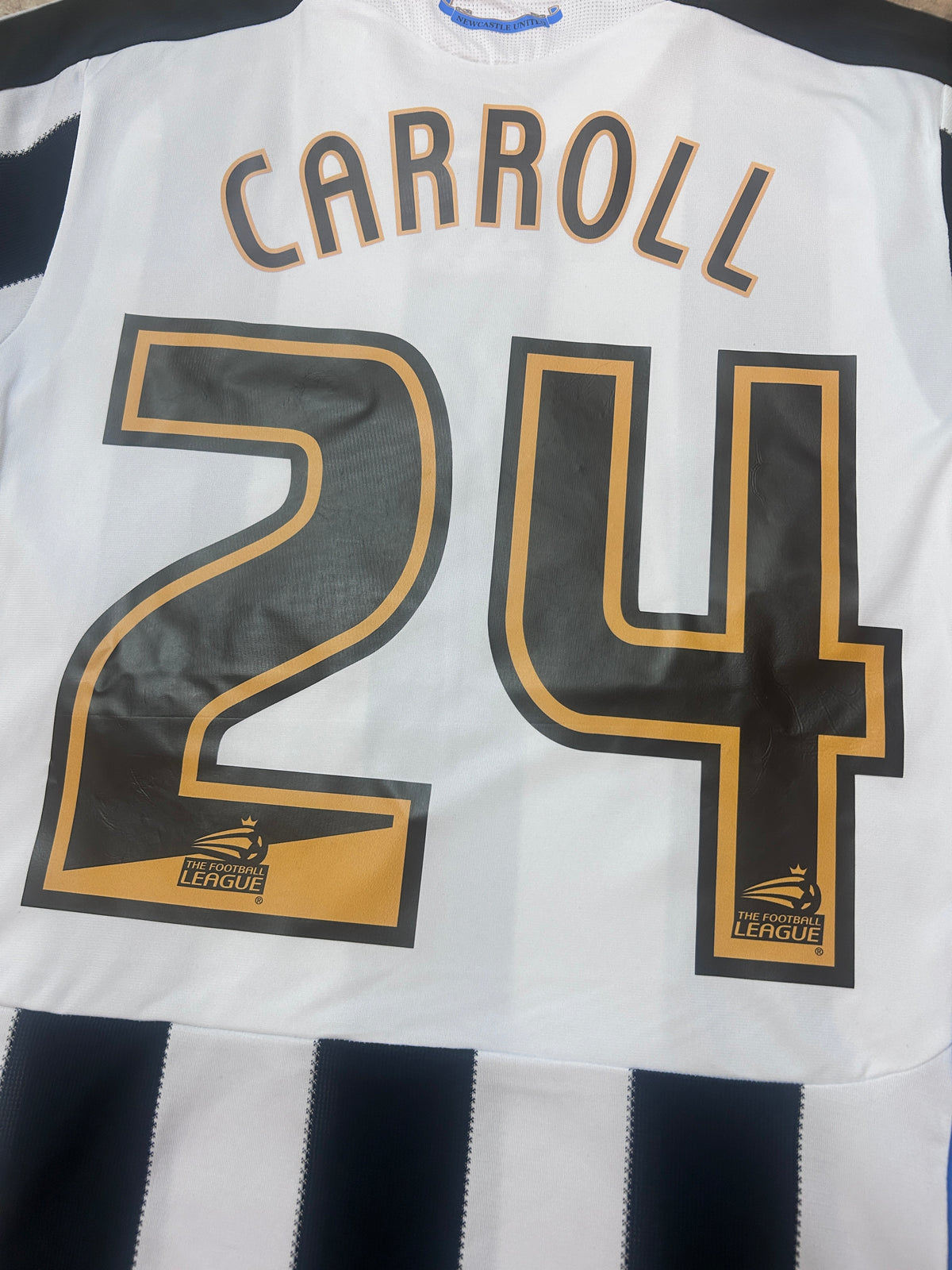 Authentic Carroll #24 Newcastle Home 2009-10 Football