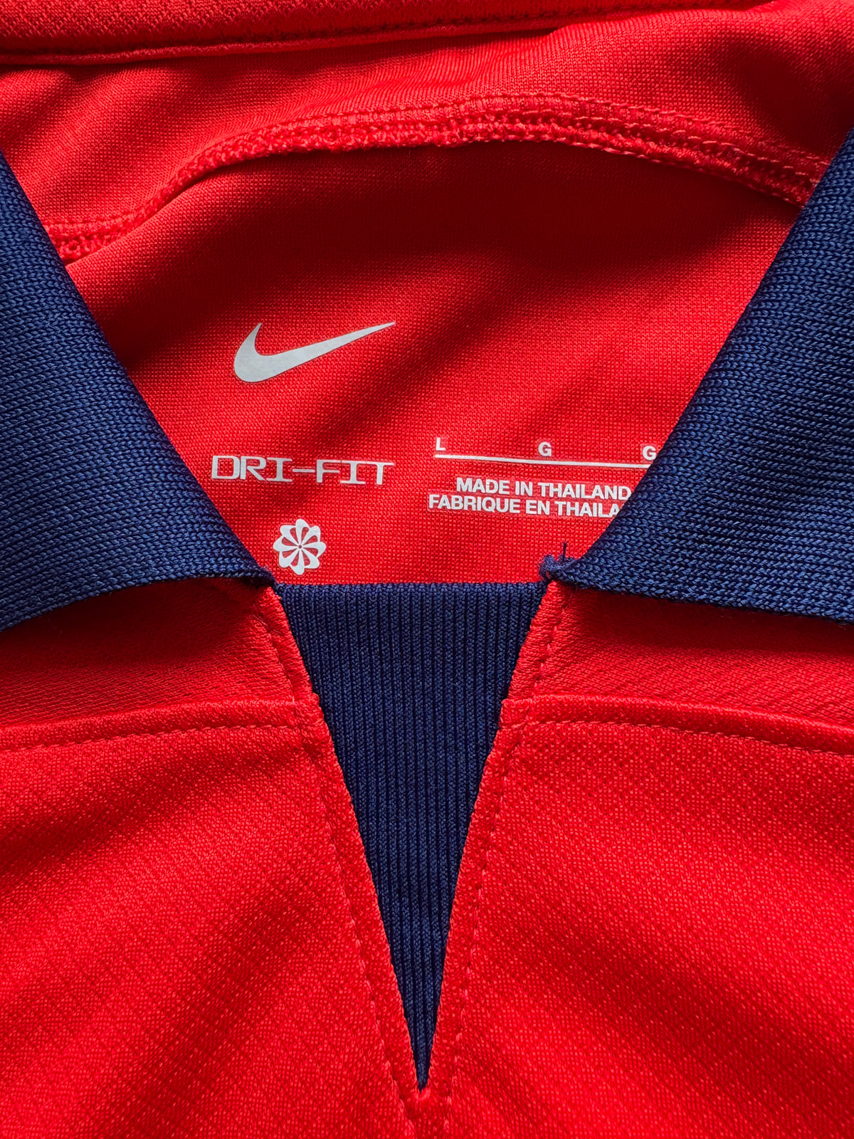 Authentic England 2022/23 away Football
