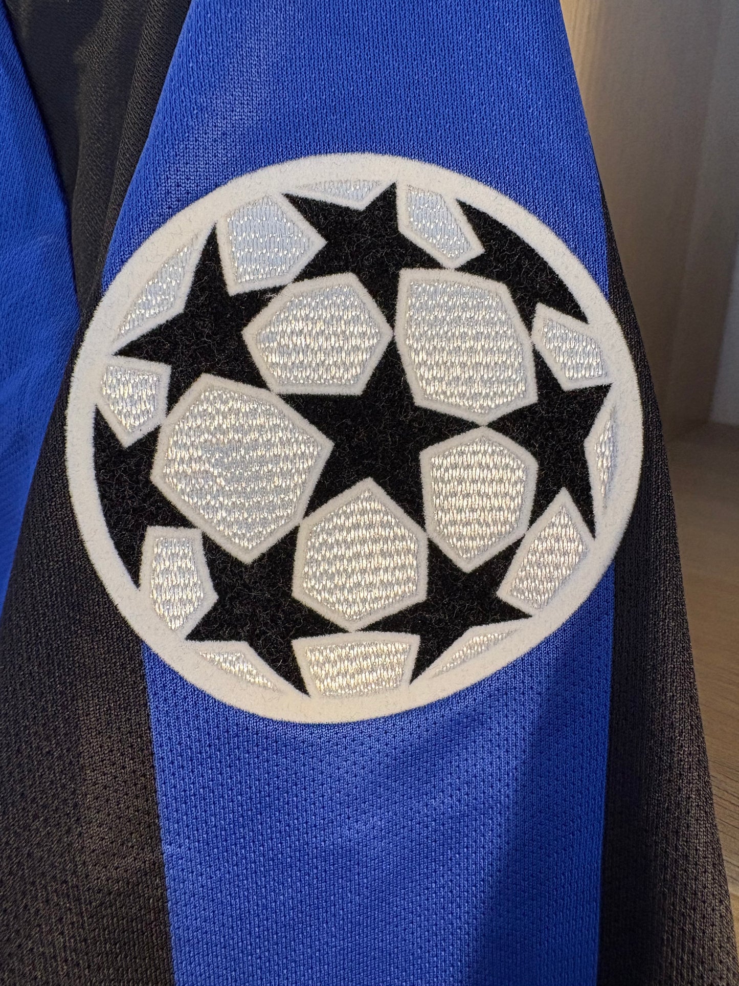 Vintage Ronaldo #9 Inter Milan 2001/02 Home Football Jersey