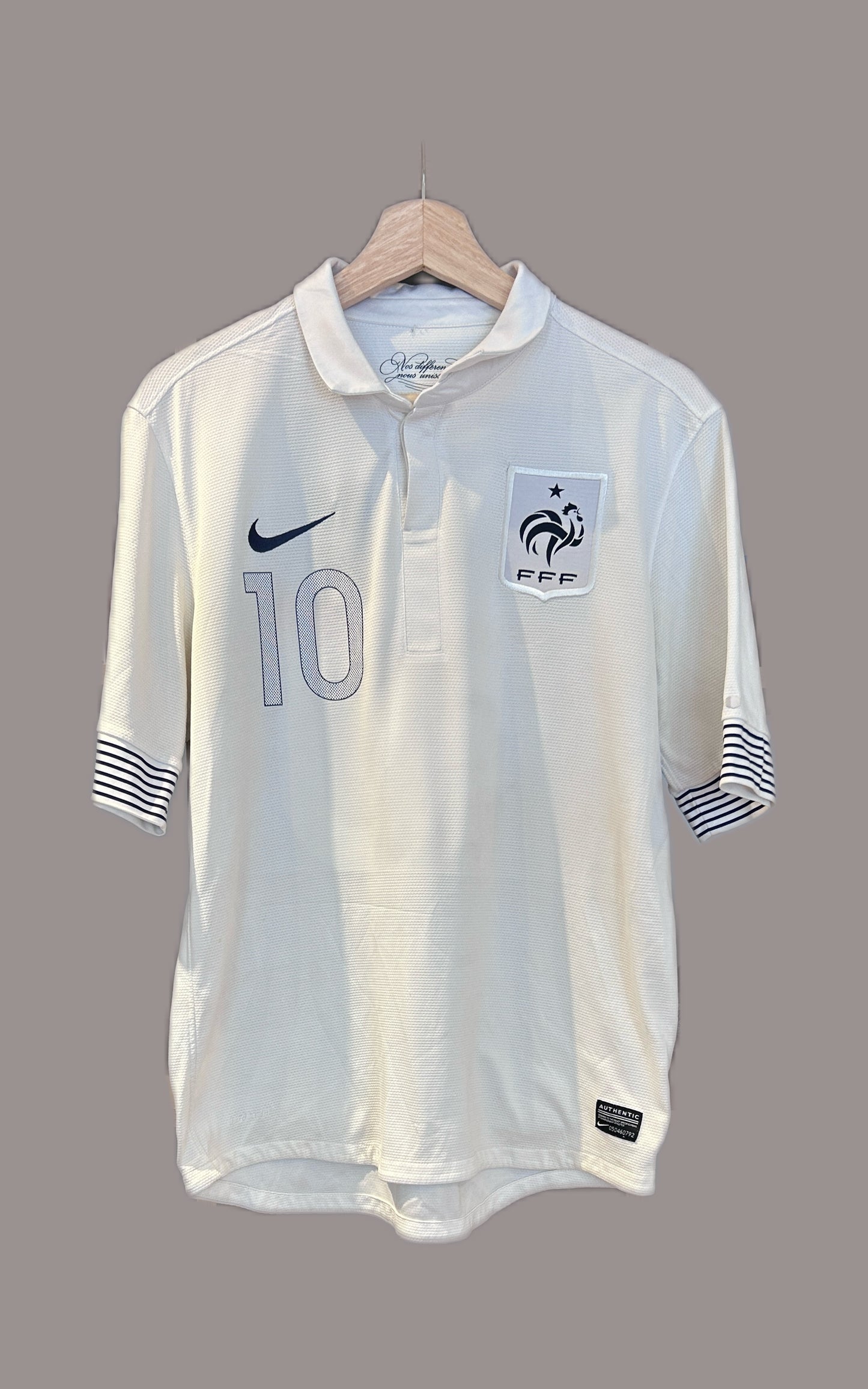 Authentic Benzema #10 France 2012/13 Away Football T-Shirt