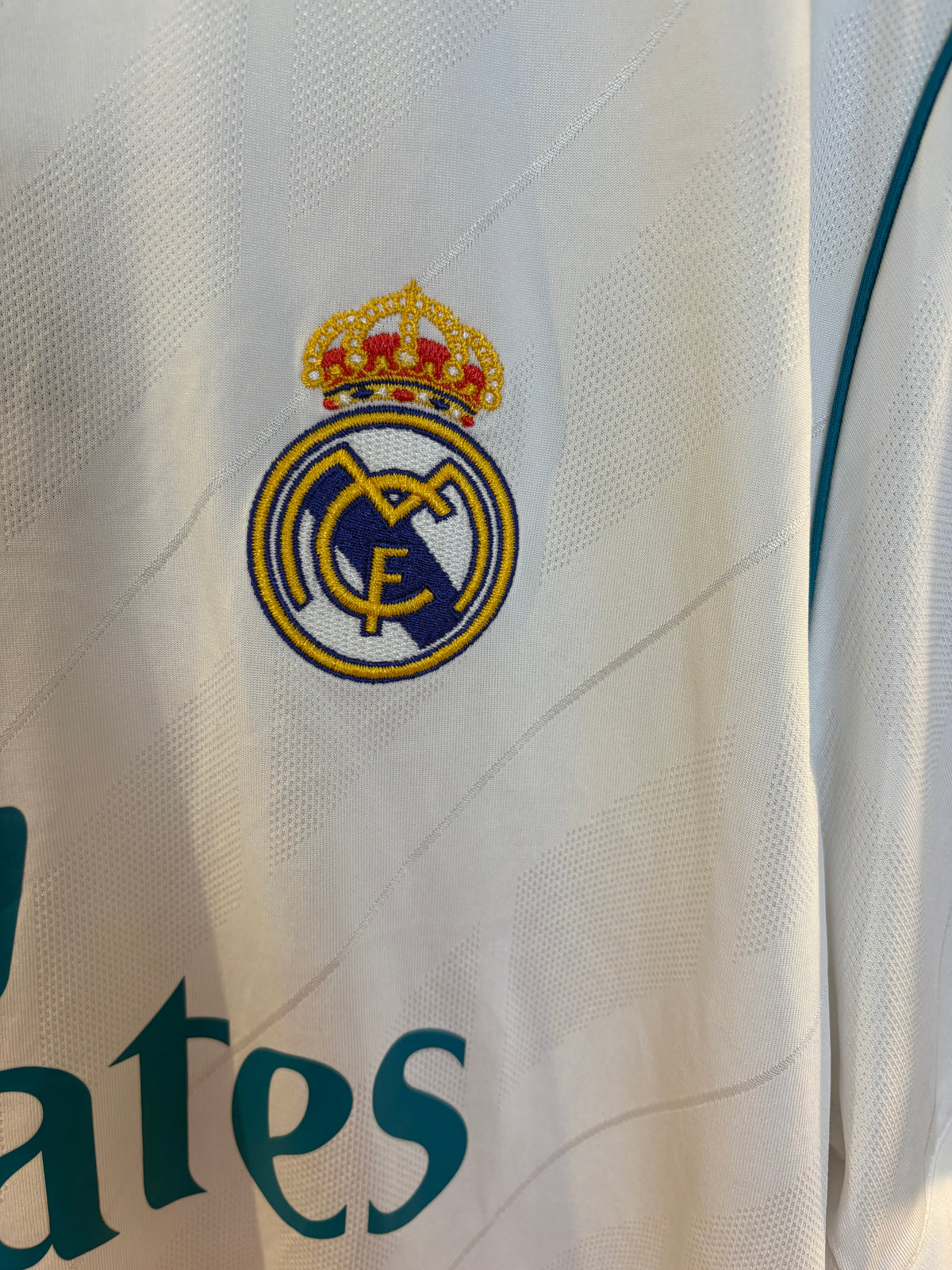 Authentic Real Madrid 2017/18 Home Football