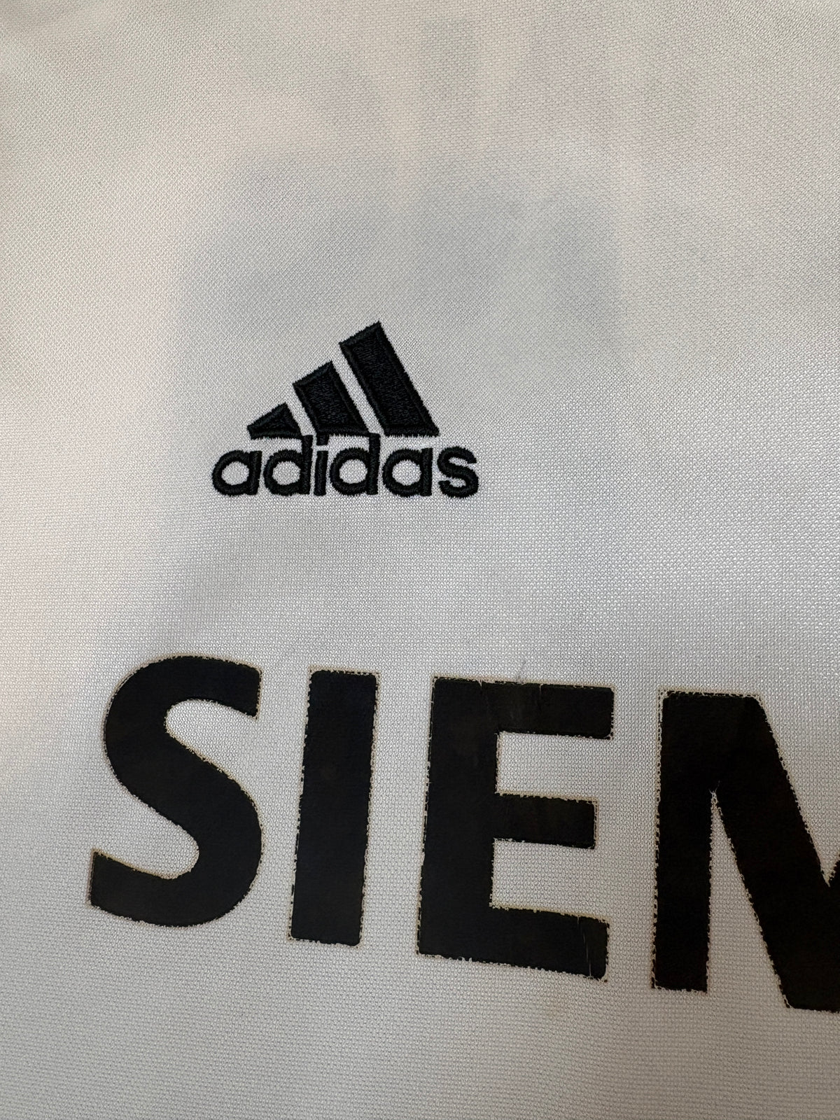 Authentic Zidane #5 Real Madrid 2004/05 home Football