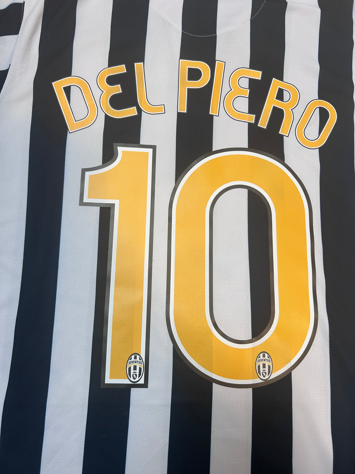 Authentic Del Piero #10 Juventus 2006-07 Home Football