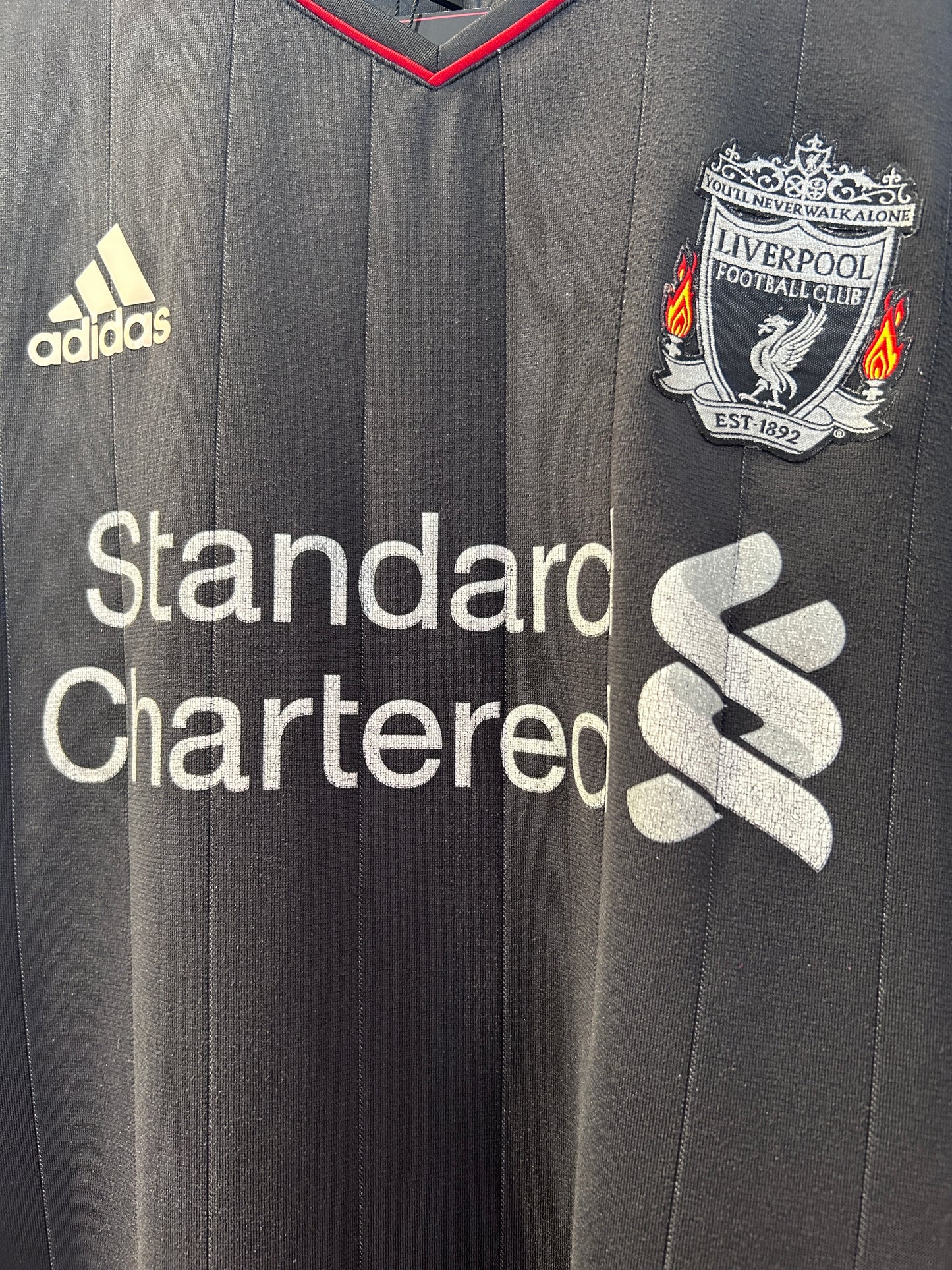 Vintage Suarez #7 Liverpool 2011/12 Away Football T-Shirt