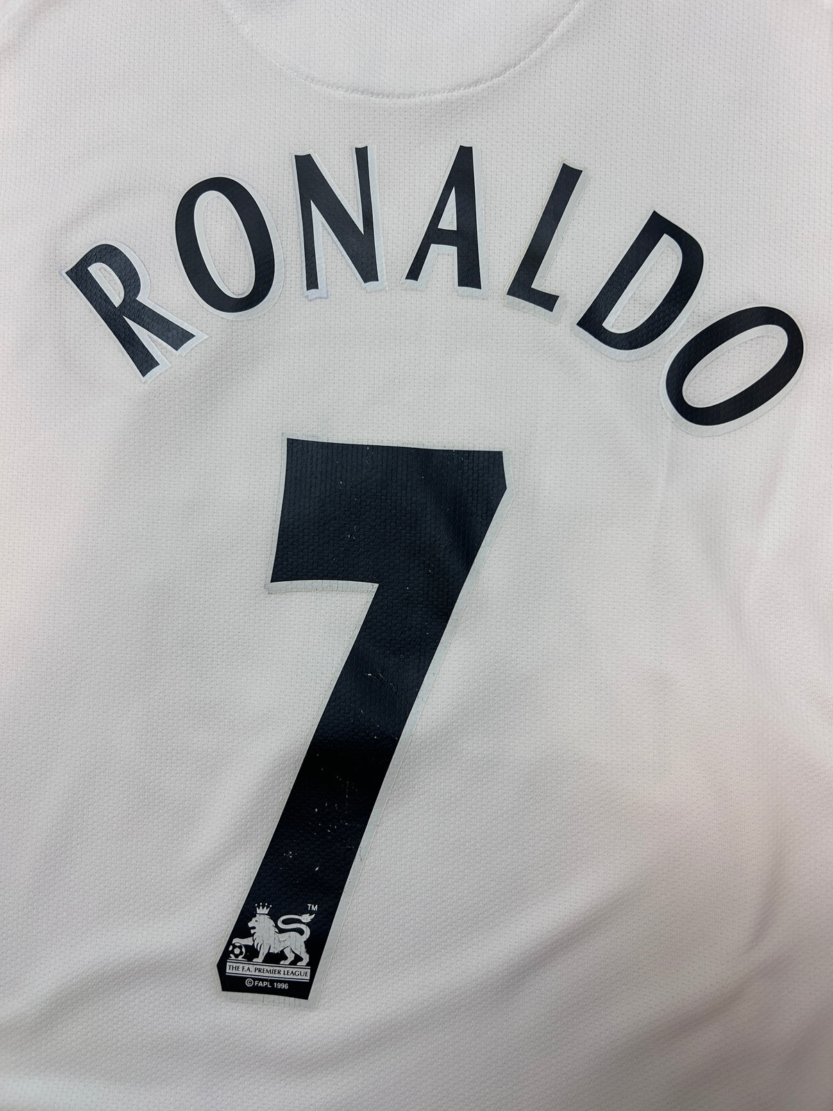 Authentic Ronaldo #7 Manchester United 2006-08 Away Football