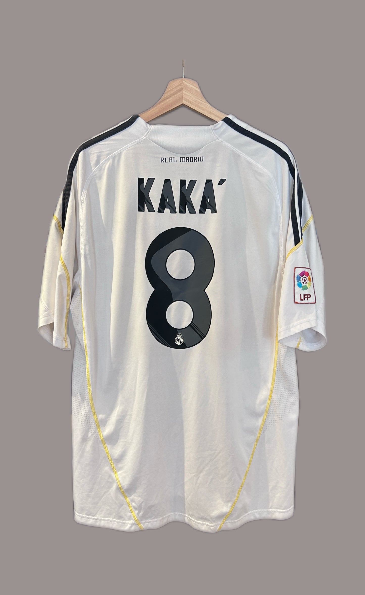 Vintage Kaka’ #8 Real Madrid 2009/10 Home Football T-Shirt