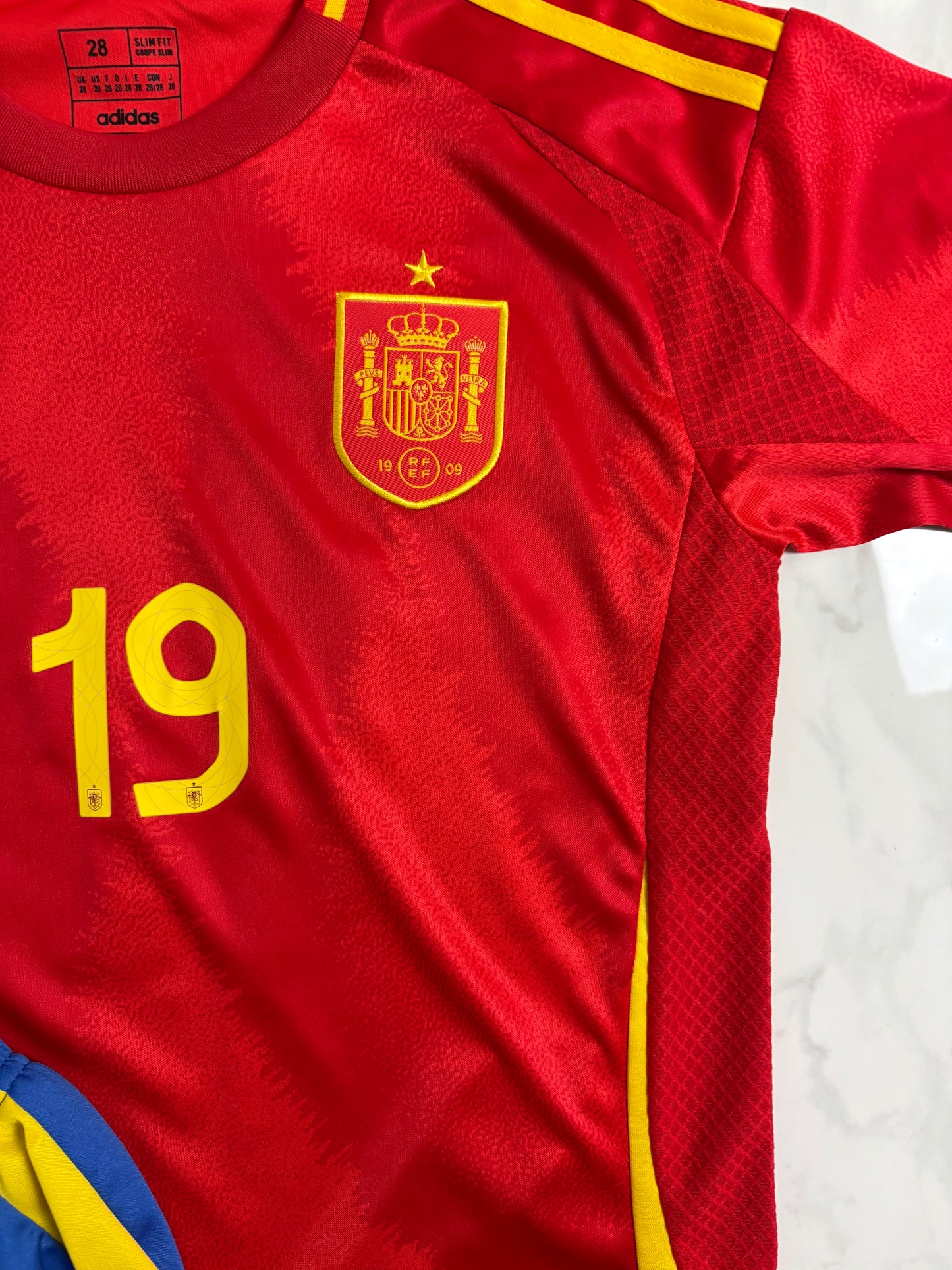 Vintage #19 Lamine Yamal Euro 2024 Spain Home Jersey + Shorts Youth Size 28