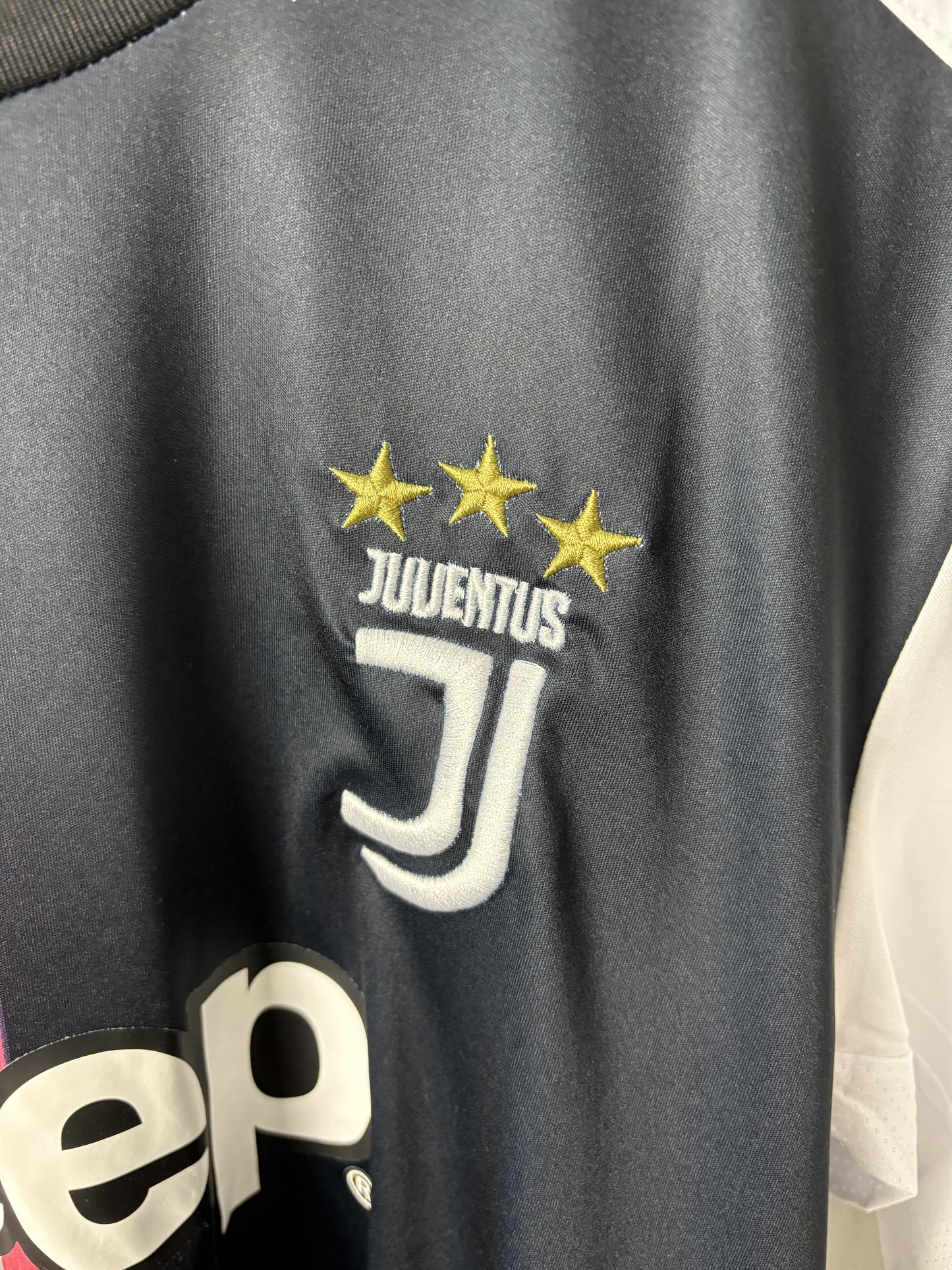 Vintage Ronaldo #7 Juventus 2019/2020 Seria A Winners Home Football T-Shirt