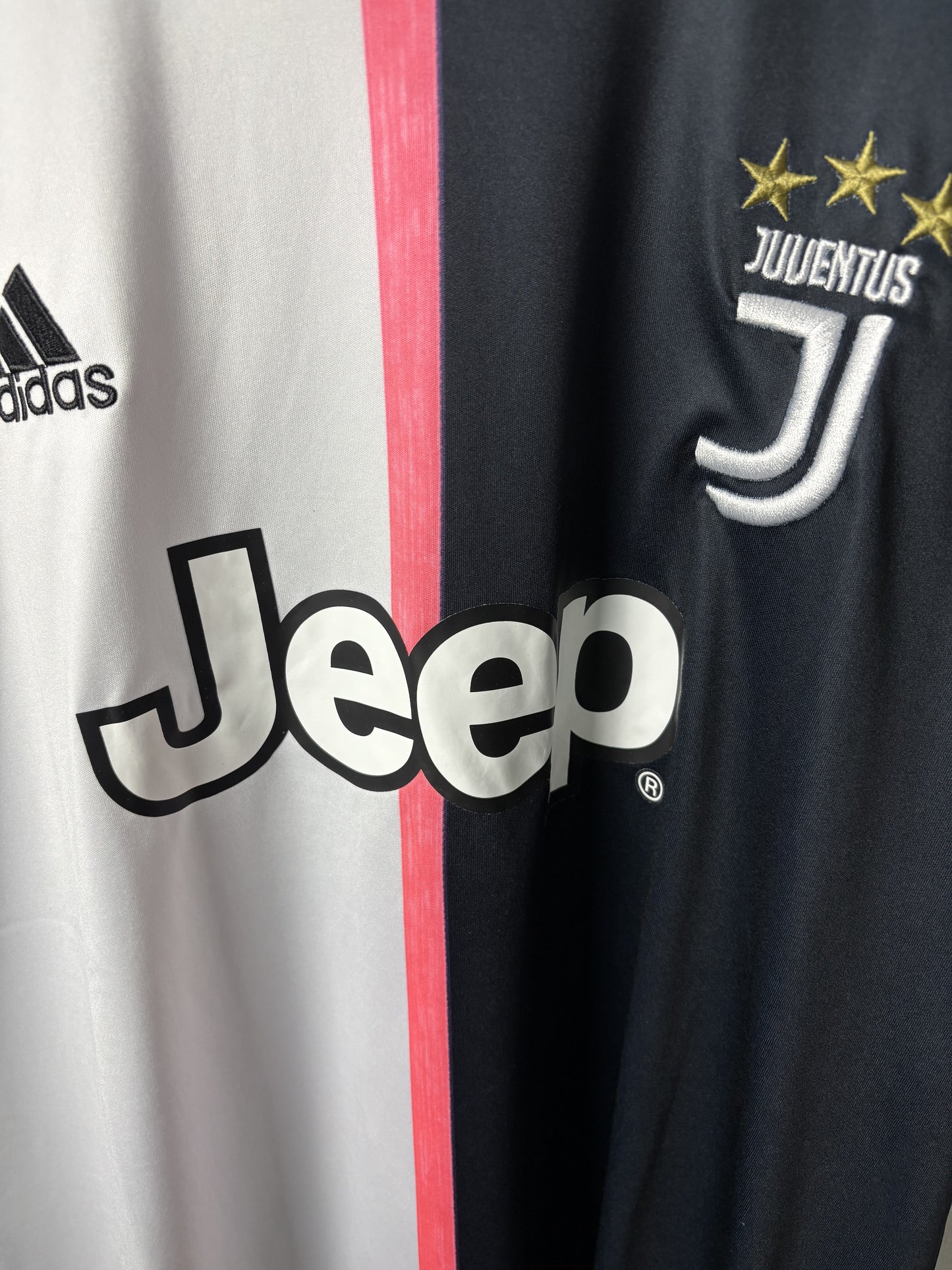Vintage Ronaldo #7 Juventus 2019/2020 Seria A Winners Home Football T-Shirt