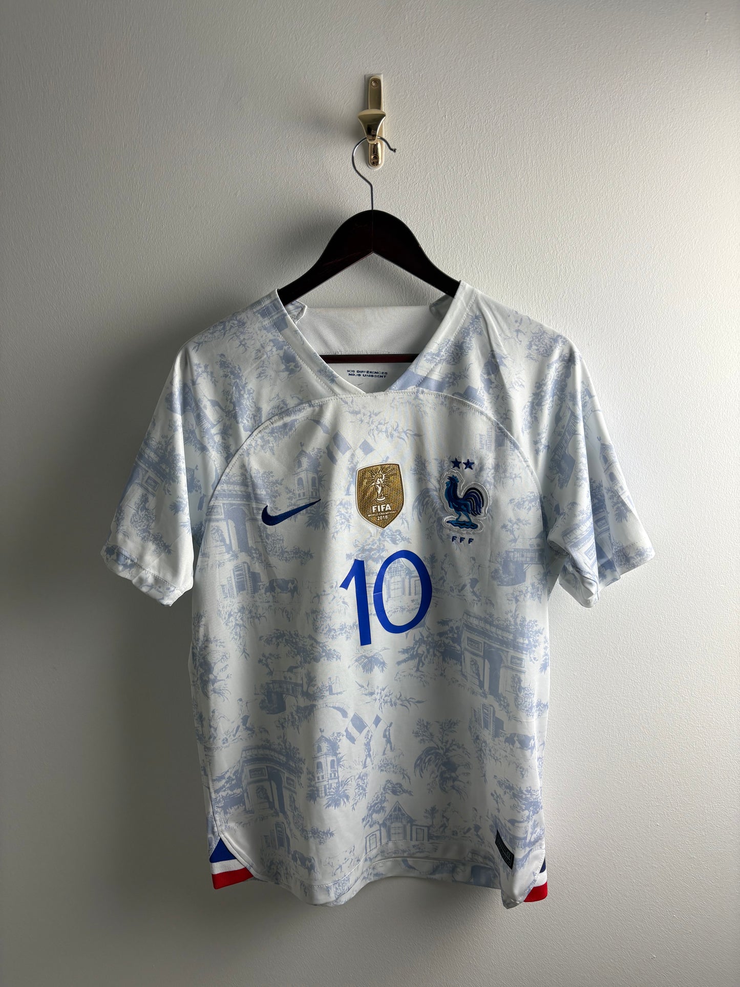 Vintage #10 MBAPPE France National Team 2022/2023 Away Football Jersey