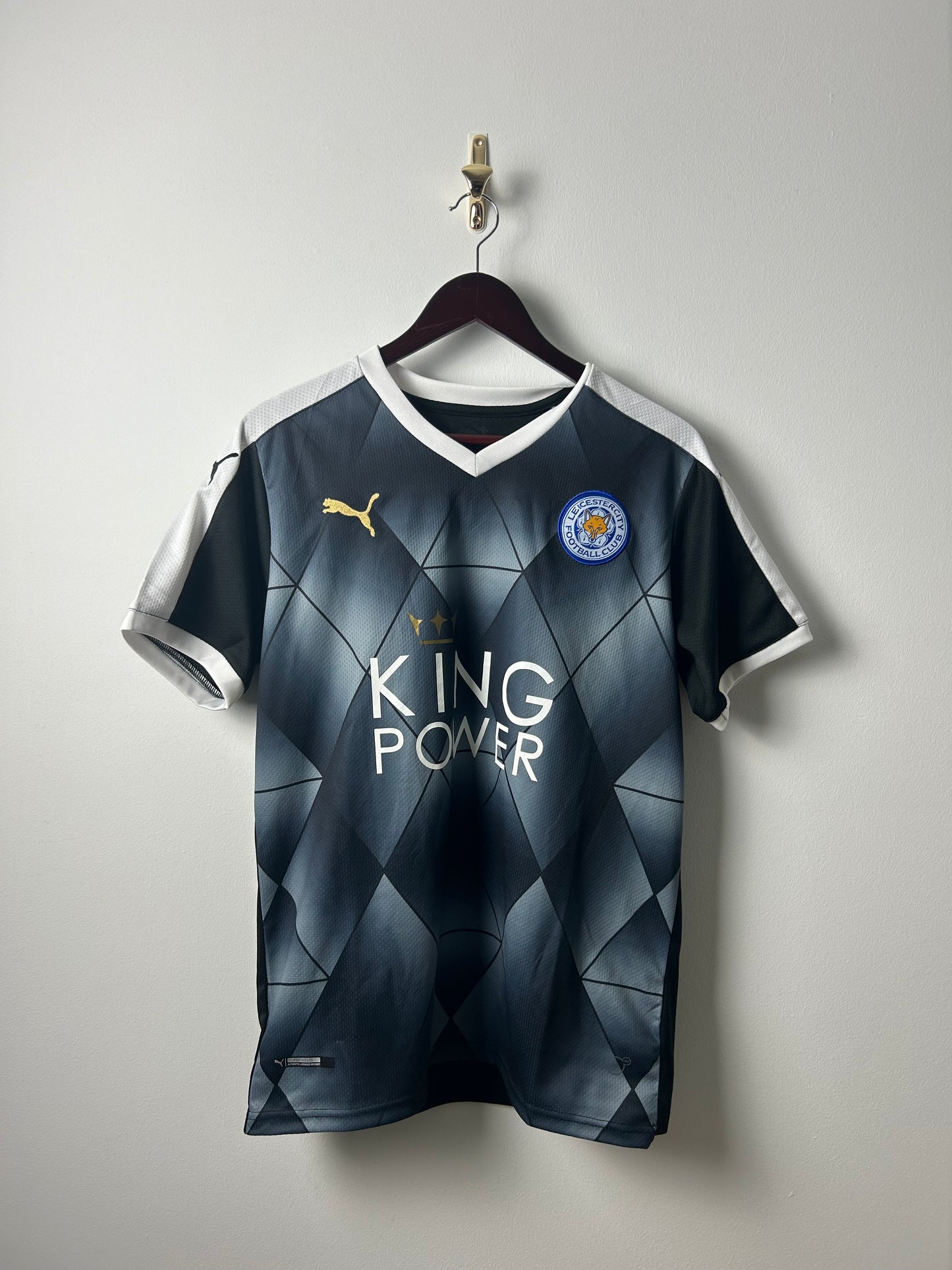 Vintage Mahrez #26 Leicester City 2015/16 Premier League Winners Away Football T-Shirt