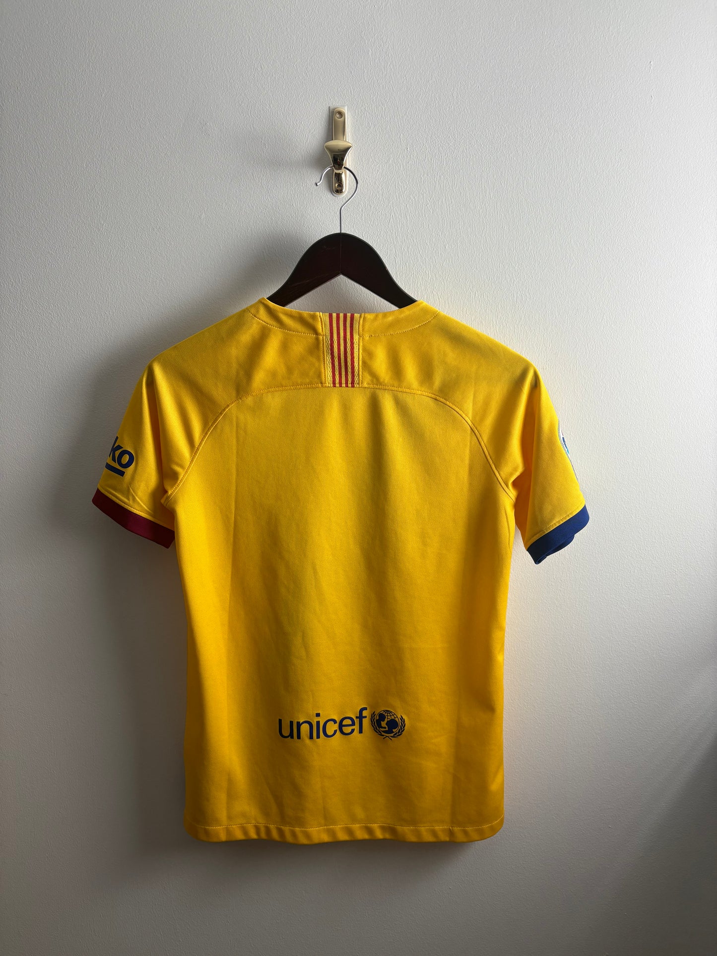 Vintage FC Barcelona Away Football Jersey 2019/2020