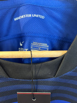 Authentic Manchester United Away 2011/12 Football