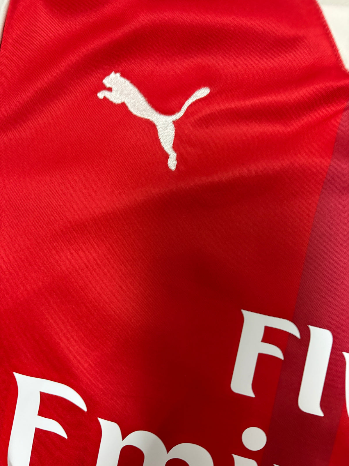 Authentic Özil #11 Arsenal 2016/17 home Football