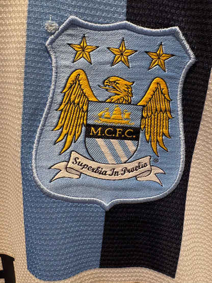 Vintage #42 Toure Yaya Nike Manchester City 2013-14 Away long-sleeve football jersey.