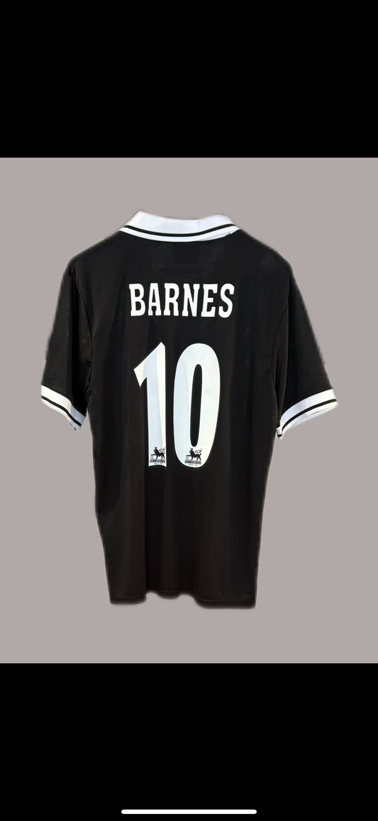 Vintage Barnes #10 Liverpool 1996/97 Football Shirt