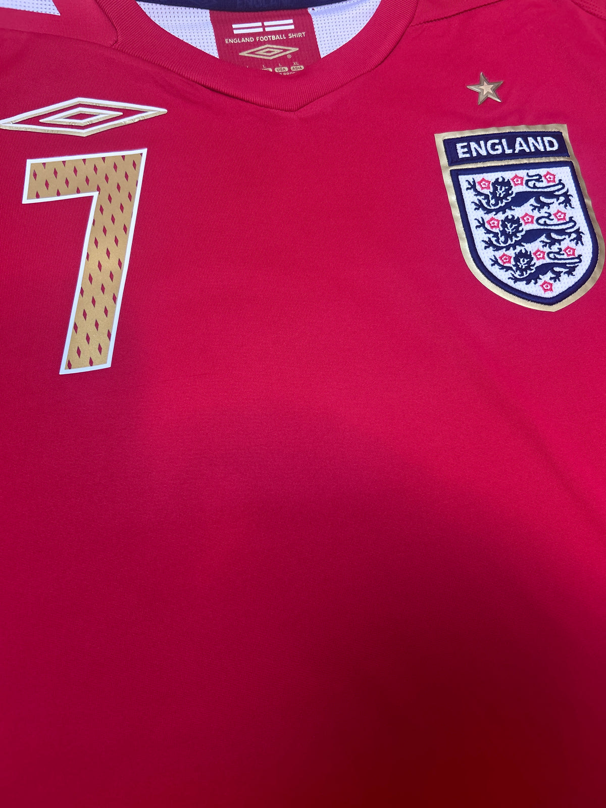 Authentic Beckham #7 England 2006-08 Football