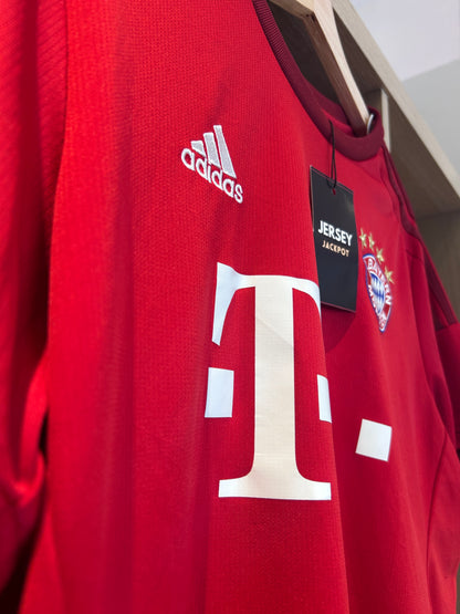 Authentic Vidal #23 Bayern Munich 2015-16 Home Football T-Shirt