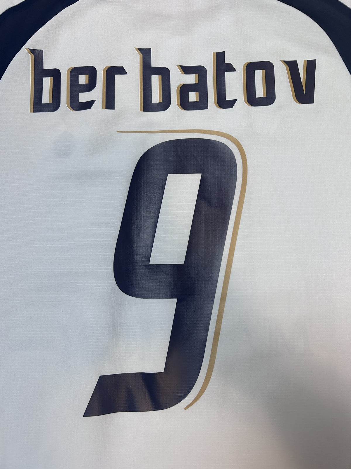 berbatov 9 name and number close-up