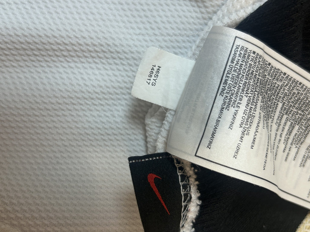 Nike inner tag 146817