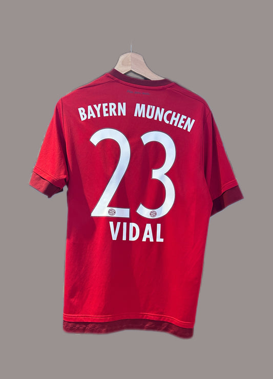 Authentic Vidal #23 Bayern Munich 2015-16 Home Football T-Shirt