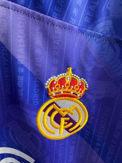 Vintage Real Madrid Away football shirt 1996 Soccer Jersey