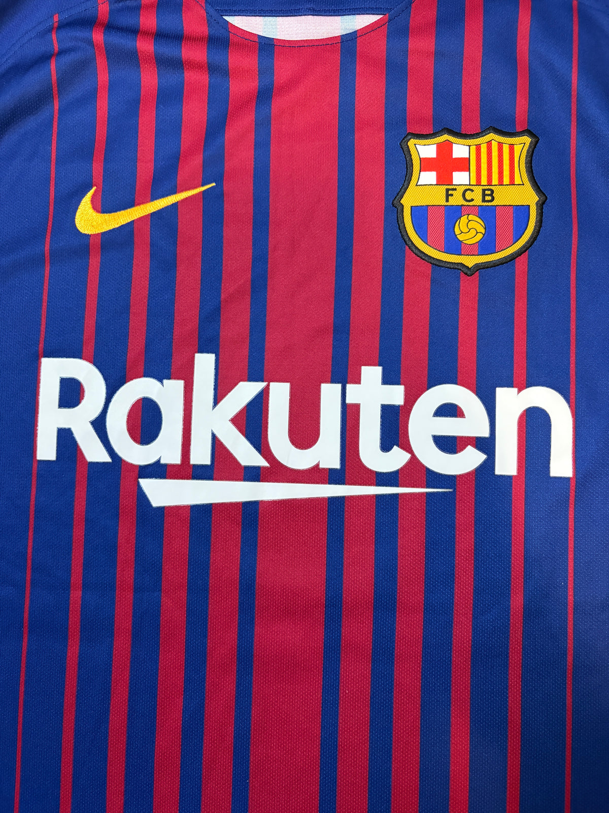 Authentic Suarez #9 FC Barcelona 2017-18 Home Football