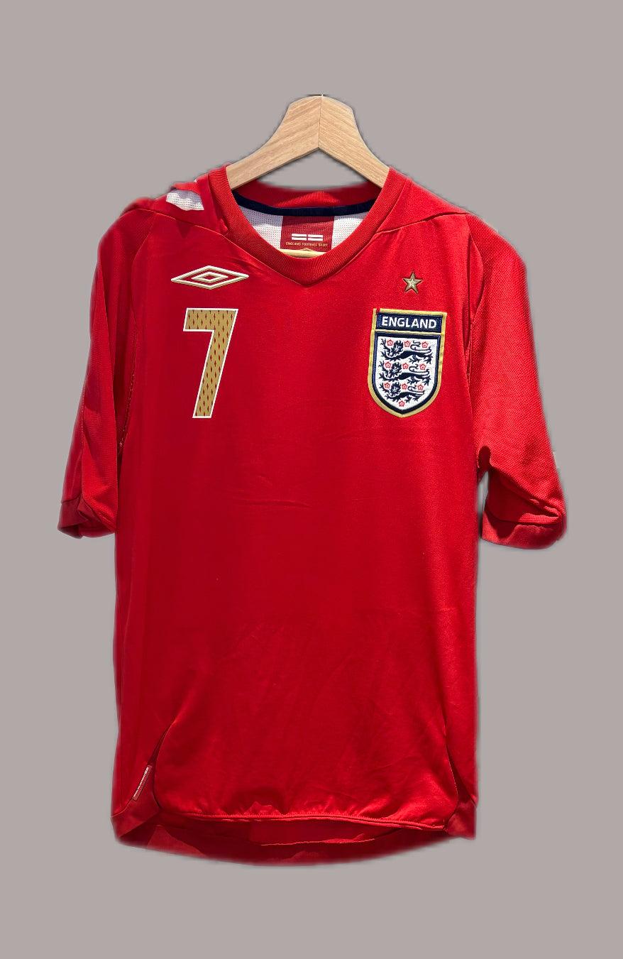 Vintage # 7 David Beckham Umbro 2006-08 England away Football Shirt