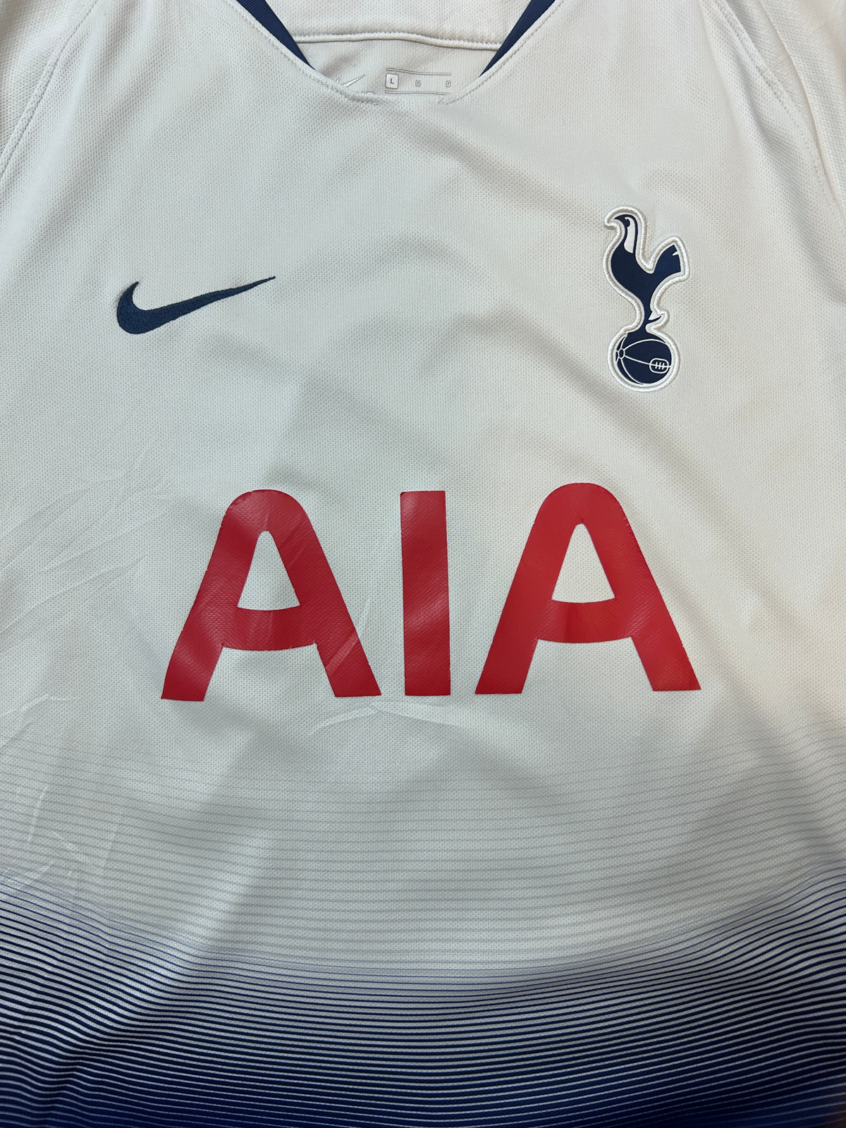 Authentic Kane #10 Tottenham Hotspur 2018-19 Home Football