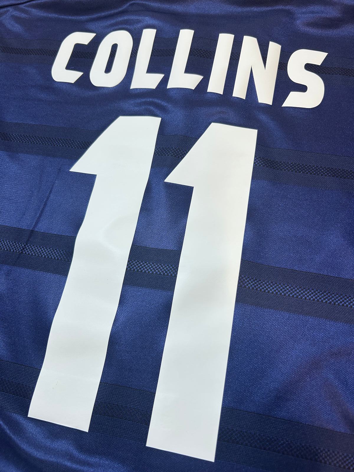 Authentic Collins #11 Scotland 1998-00 Home Football