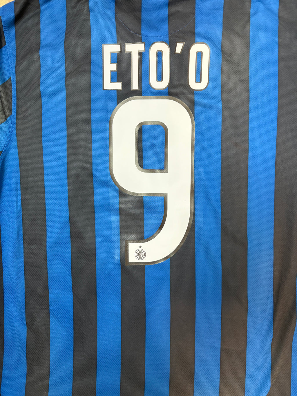 Authentic Eto’o #9 InterMilan 2011-2012 home Football