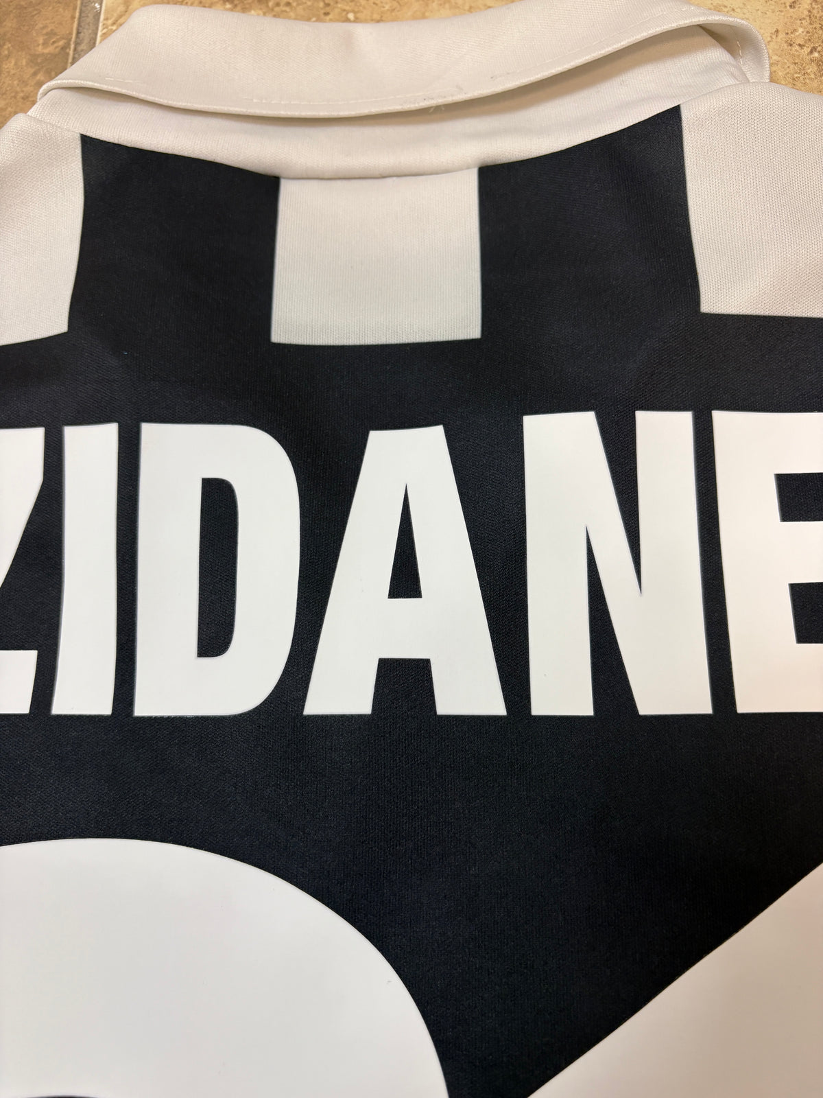Authentic Basic #21 Zidane Juventus 1999-00 Home Football