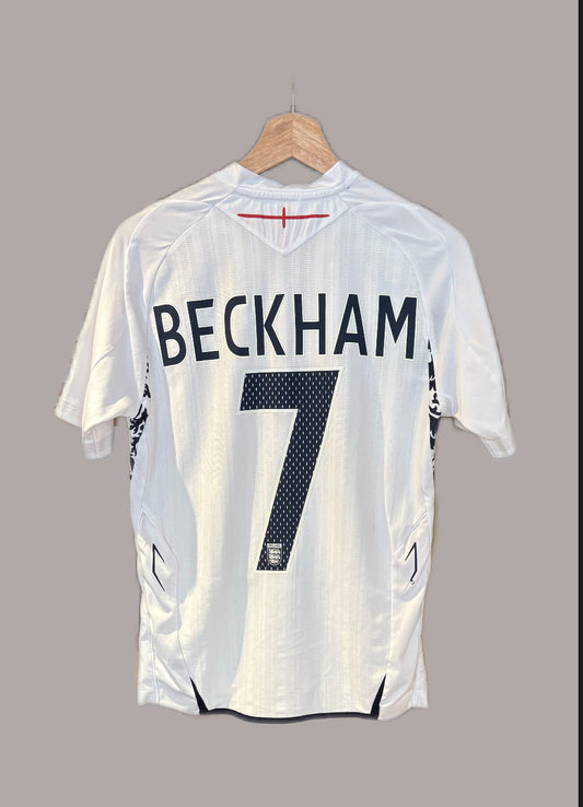 Authentic Beckham #7 England 2007-09 Home Football Shirt