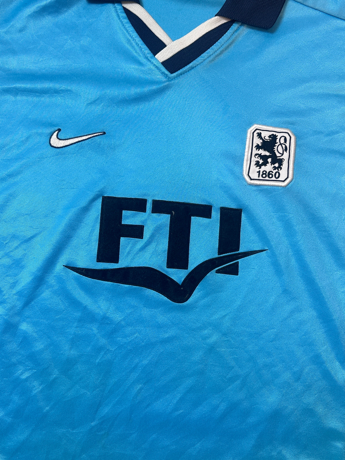 Authentic 1860 Munich 2000-01 Home Football