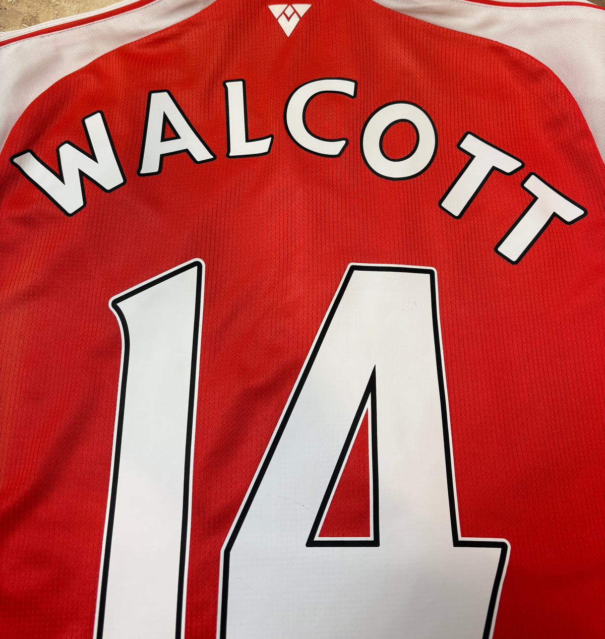 Authentic Walcott #14 Arsenal 2015-16 Home Football