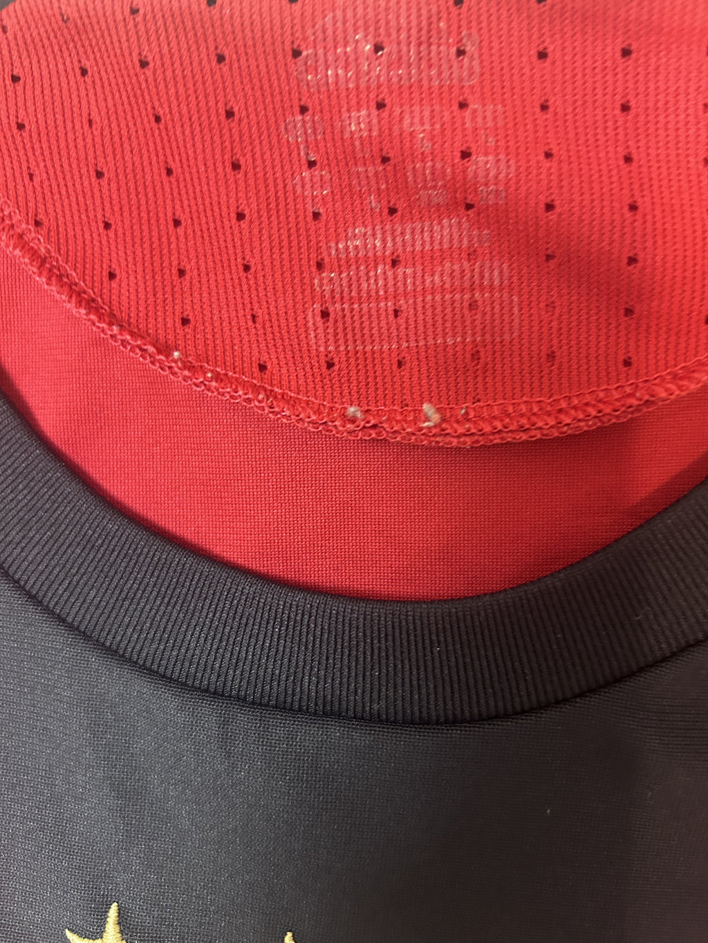 Collar detail