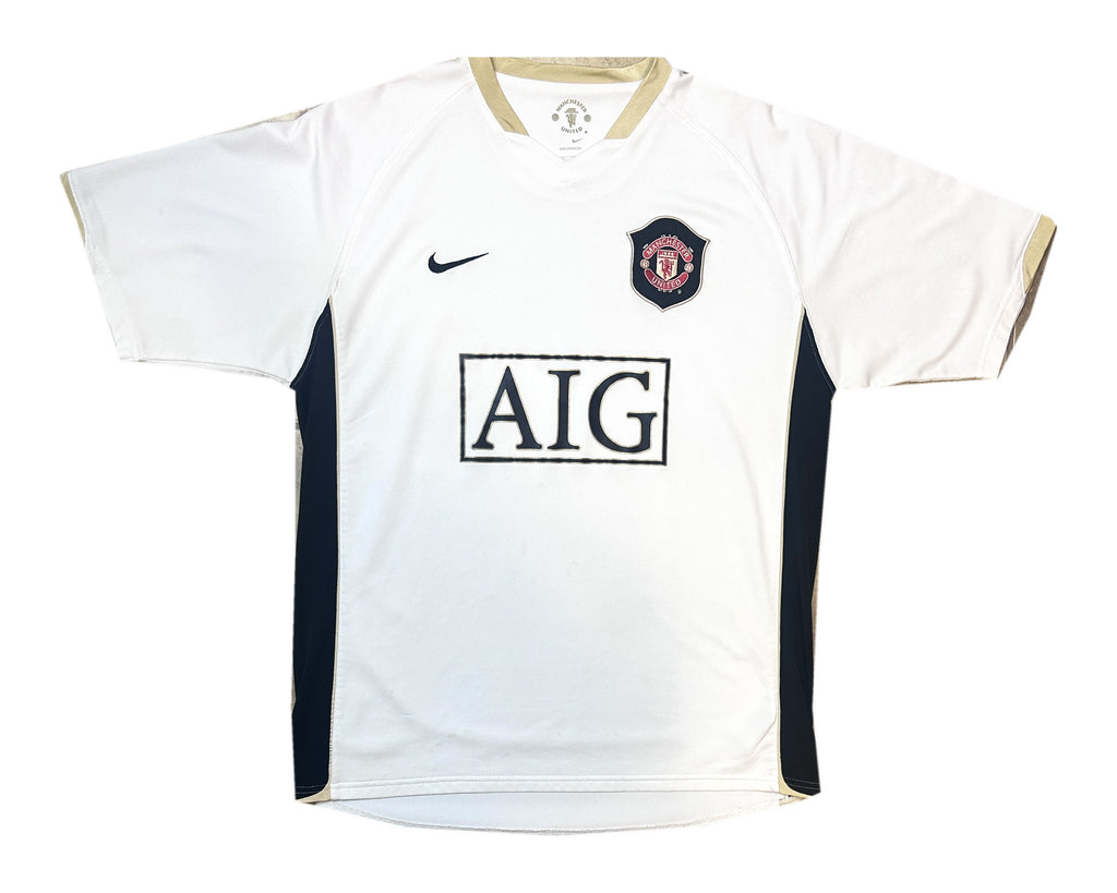Manchester United 2006-07 away shirt front