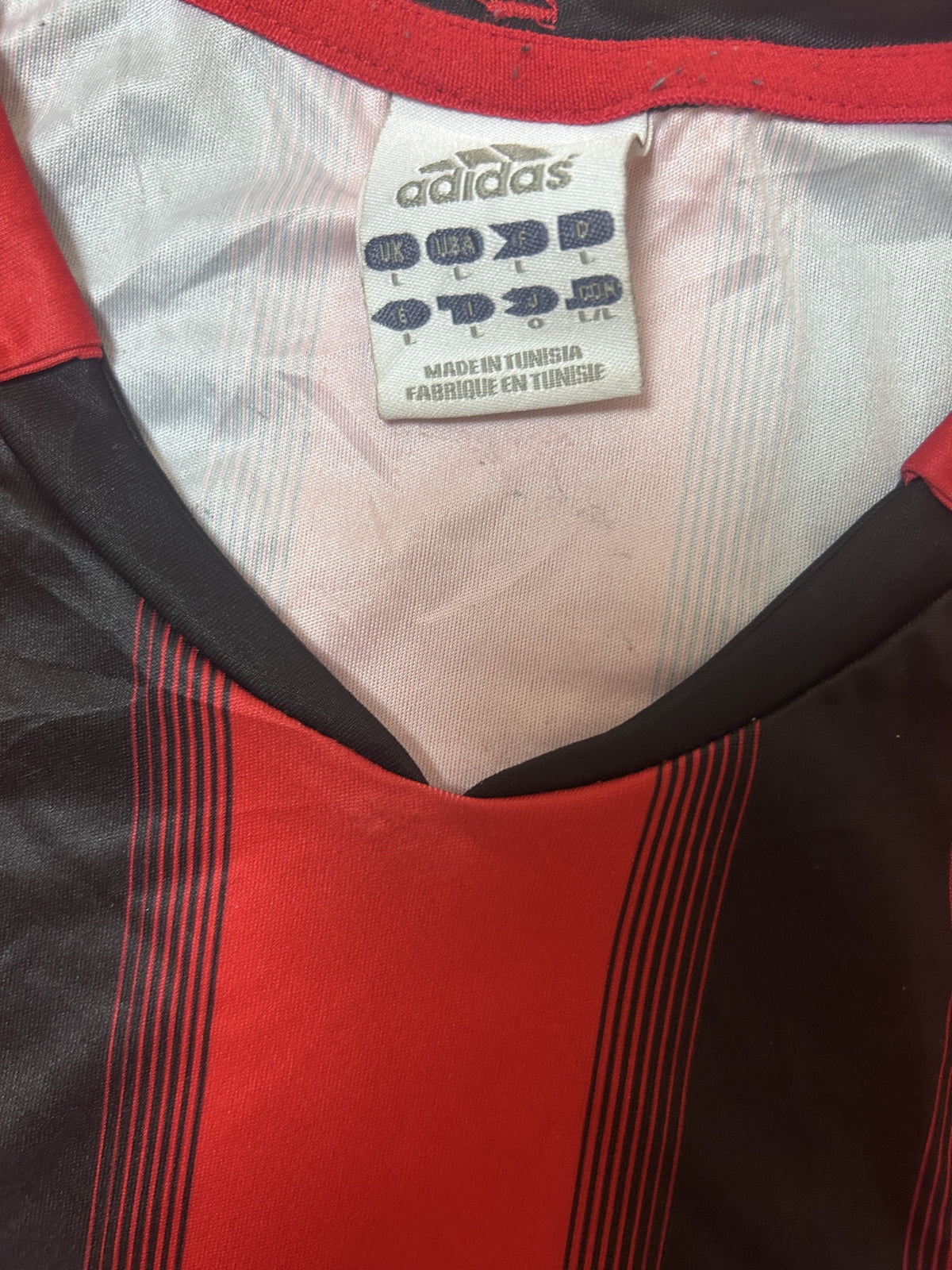 Adidas collar tag