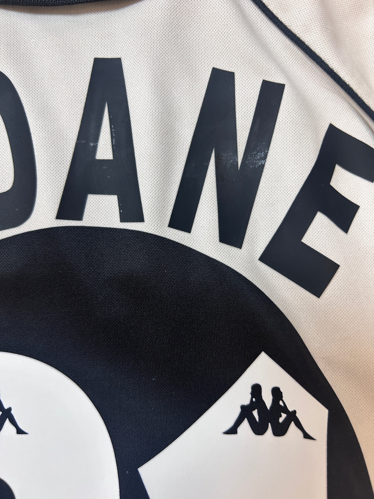 Authentic Zidane #21 Juventus 1997-98 Home Football