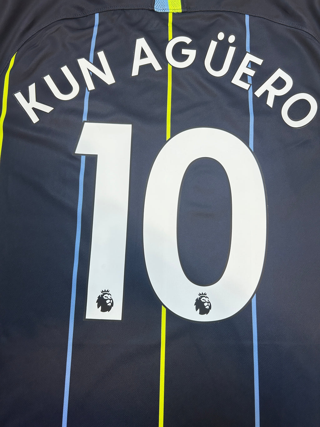 Authentic Kun Aguero #10 Manchester City 2018-19 Away Football