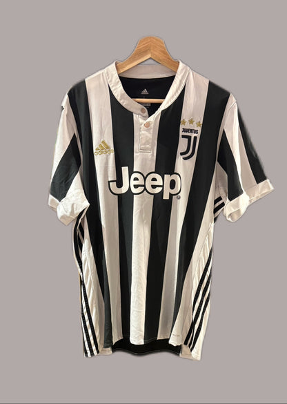 Vintage Juventus 2017/18 Home Football Shirt