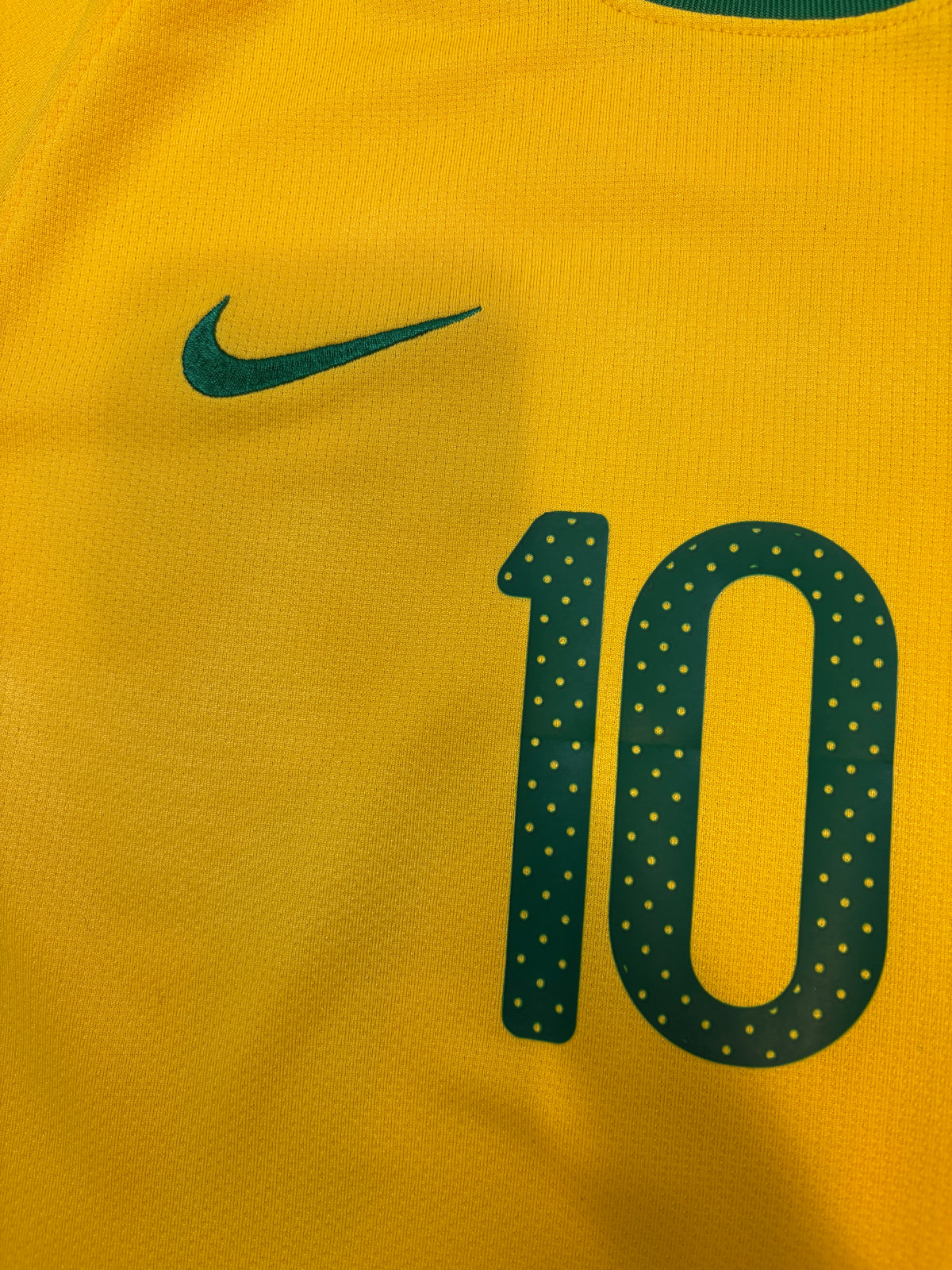 Authentic Ronaldinho #10 Brazil 2010-11 Home football