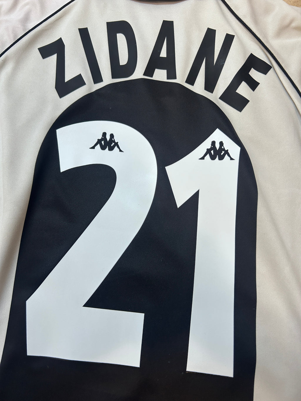 Maillot Zidane #21 authentique Juventus domicile 1997-98