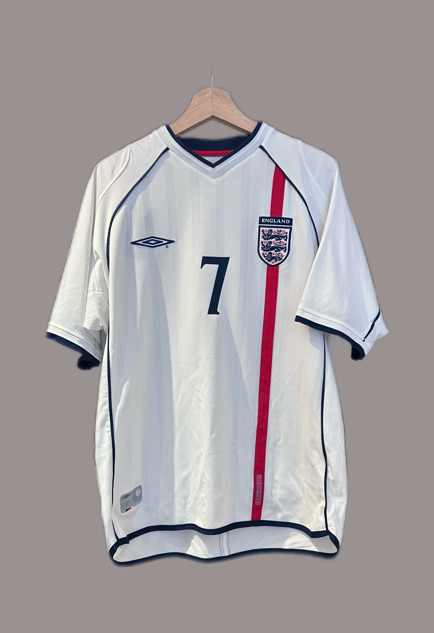 Authentic Beckham #7 England 2001/02/03 Football T-Shirt